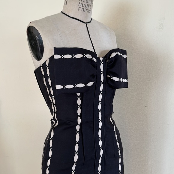 Tracy Reese Dresses & Skirts - Tracy Reese NYC cocktail dress